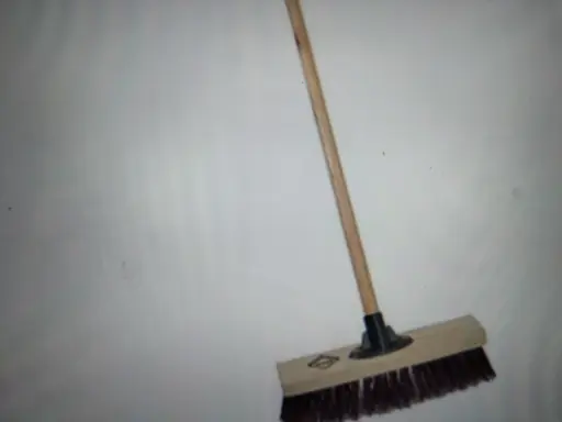 BROOM MTS PLATFORM HARD BROWN 300MM PVC